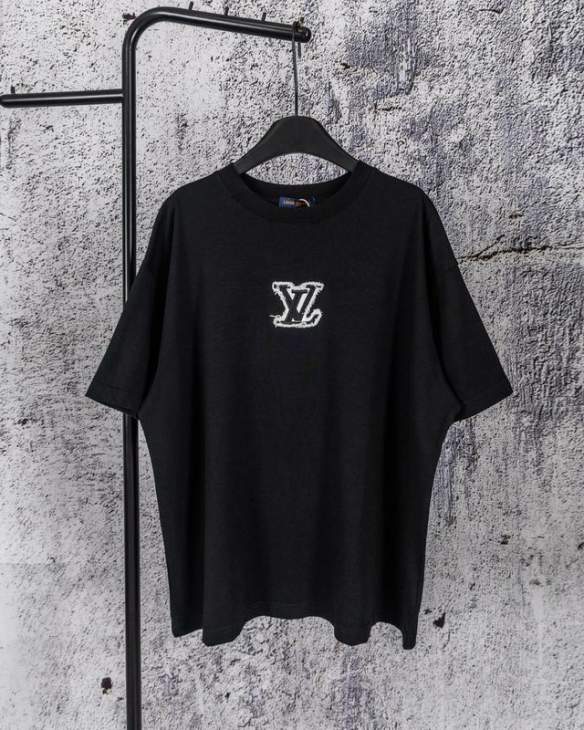Picture of Louis Vuitton T Shirts Short _SKULVS-XLaatx347482
